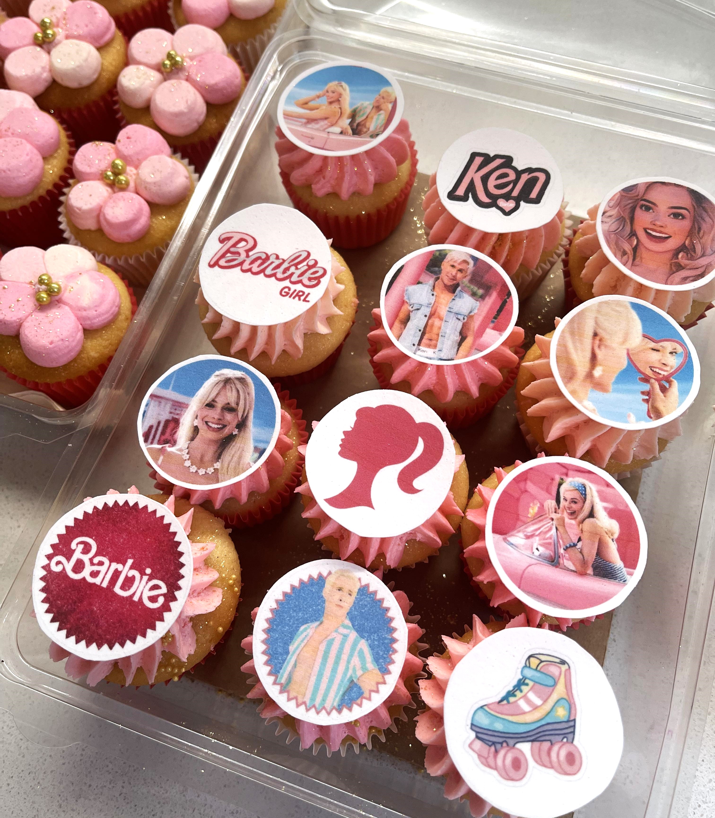 Edible Wafer Toppers Set -BARBIE 3
